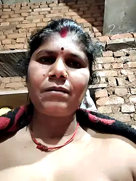 Hot di97 online show from 02-06-26, 08:12