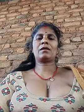 Hot di97 online show from 03-14-26, 02:39