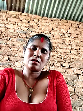 Hot di97 online show from 06-17-26, 08:06