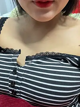 Snapshot of Bebun chatting on 02-11-26, 03:00 Bebun online show from 02-11-26, 03:00