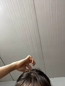 Snapshot of Bebun chatting on 02-25-26, 01:59 Bebun online show from 02-25-26, 01:59