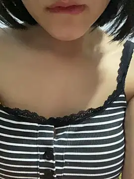 Snapshot of Bebun chatting on 03-08-26, 12:19 Bebun online show from 03-08-26, 12:19