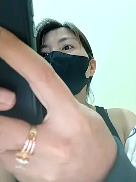 Snapshot of Lyly-68688 chatting on 02-10-26, 02:21 Lyly-68688 online show from 02-10-26, 02:21