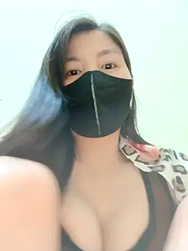 Snapshot of Lyly-68688 chatting on 03-13-26, 02:12 Lyly-68688 online show from 03-13-26, 02:12