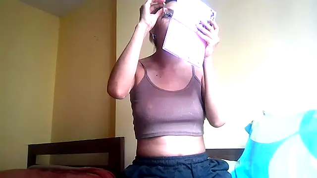 mindymiaw online show from 06-28-26, 04:24