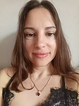 She-Moon online show from 06-04-26, 05:46