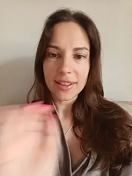She-Moon online show from 06-18-26, 05:19