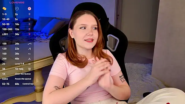 YouHoldMe online show from 03-06-26, 06:15