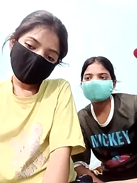 Snapshot of College--girl chatting on 03-09-26, 10:52 College--girl online show from 03-09-26, 10:52