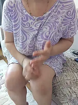 Snapshot of burcu_ben chatting on 06-07-26, 09:46 burcu ben online show from 06-07-26, 09:46