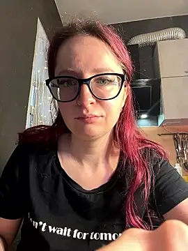 coy girl  online show from 01-14-26, 12:33