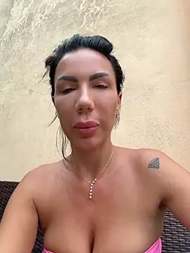 Missolevelvet online show from 07-20-26, 10:39