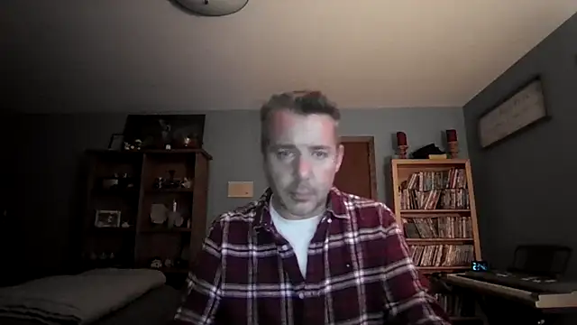 Snapshot of chrisw8140 chatting on 01-14-26, 12:38 chrisw8140 online show from 01-14-26, 12:38