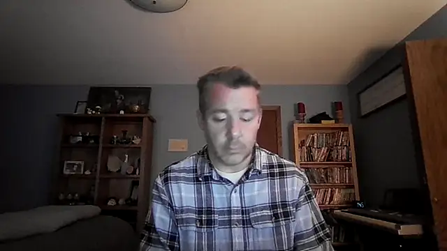 Snapshot of chrisw8140 chatting on 01-15-26, 02:38 chrisw8140 online show from 01-15-26, 02:38