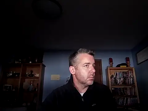 Snapshot of chrisw8140 chatting on 02-12-26, 08:26 chrisw8140 online show from 02-12-26, 08:26