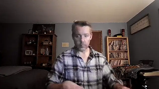 Snapshot of chrisw8140 chatting on 03-03-26, 05:02 chrisw8140 online show from 03-03-26, 05:02