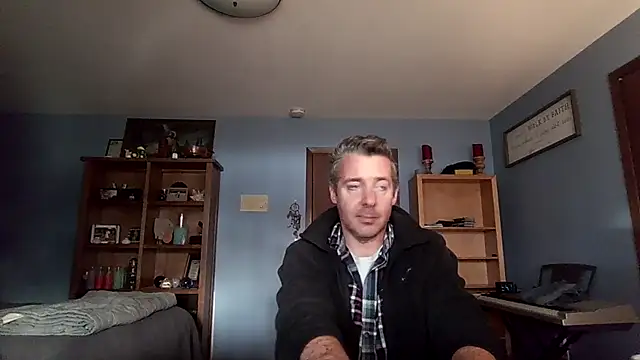 Snapshot of chrisw8140 chatting on 03-13-26, 10:49 chrisw8140 online show from 03-13-26, 10:49