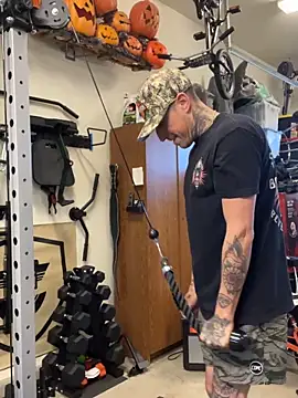 Snapshot of brngitdwn chatting on 02-14-26, 03:53 brngitdwn online show from 02-14-26, 03:53