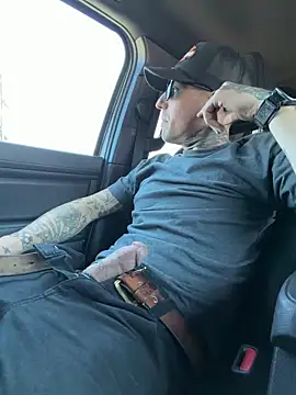 Snapshot of brngitdwn chatting on 03-27-26, 07:13 brngitdwn online show from 03-27-26, 07:13