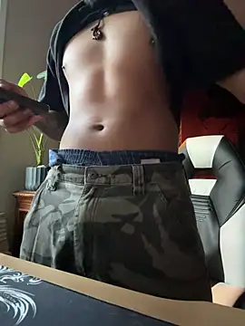 Snapshot of JoeyBlazy chatting on 04-24-26, 02:58 JoeyBlazy online show from 04-24-26, 02:58