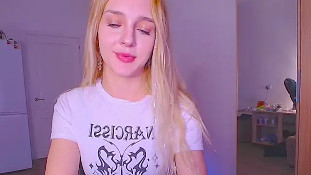 Snapshot of sailormoon666_ chatting on 01-18-26, 10:13 sailormoon666 online show from 01-18-26, 10:13