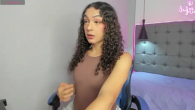 Snapshot of scarletcherry18 chatting on 03-03-26, 03:12 scarletcherry18 online show from 03-03-26, 03:12