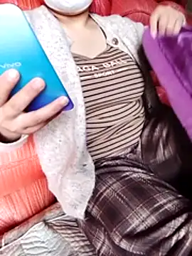 Snapshot of Zoe-666 chatting on 01-15-26, 05:23 Zoe-666 online show from 01-15-26, 05:23