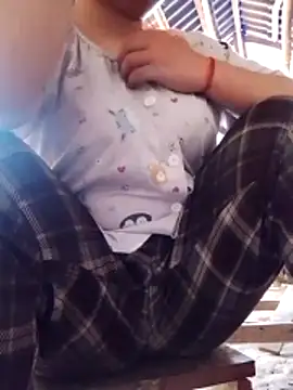 Snapshot of Zoe-666 chatting on 02-09-26, 02:15 Zoe-666 online show from 02-09-26, 02:15