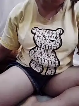 Snapshot of Zoe-666 chatting on 02-18-26, 02:29 Zoe-666 online show from 02-18-26, 02:29