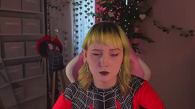 Roziett Belle online show from 03-08-26, 08:07