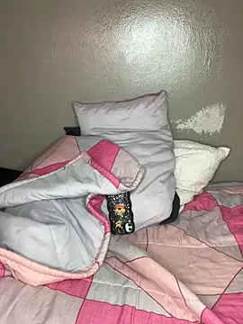 Snapshot of liztaylor chatting on 01-31-26, 07:11 liztaylor online show from 01-31-26, 07:11