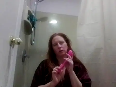 Snapshot of Annafun321 chatting on 02-11-26, 02:33 Annafun321 online show from 02-11-26, 02:33