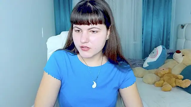 Snapshot of Miss__Poly chatting on 02-21-26, 08:37 Miss Poly online show from 02-21-26, 08:37