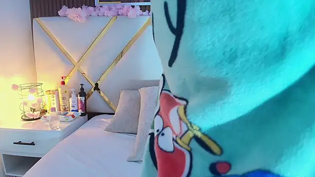 Real virgin Pussy online show from 07-08-26, 03:38