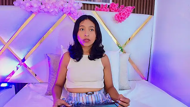 Real virgin Pussy online show from 07-25-26, 08:39