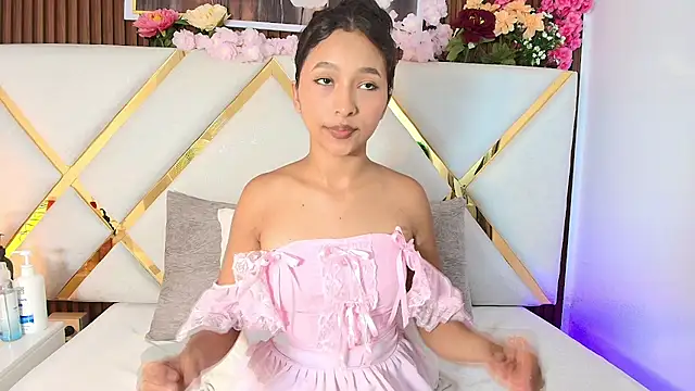 Real virgin Pussy online show from 07-31-26, 07:46