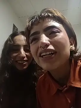 AlexxaAndRileyy online show from 04-18-26, 04:05