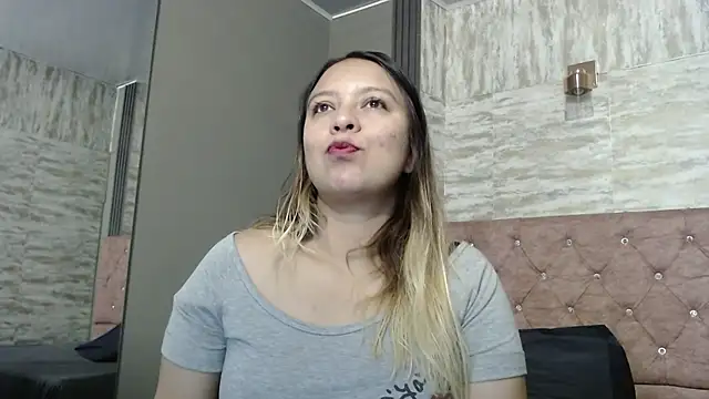 Snapshot of sami_1_8 chatting on 02-17-26, 04:09 sami 1 8 online show from 02-17-26, 04:09