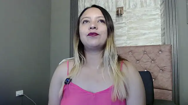 Snapshot of sami_1_8 chatting on 02-20-26, 04:20 sami 1 8 online show from 02-20-26, 04:20