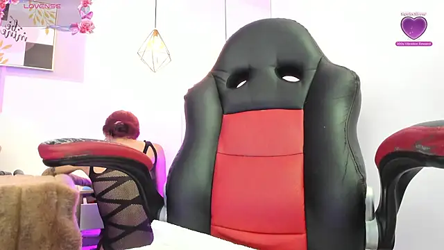 Snapshot of april_jones05 chatting on 02-21-26, 12:06 april jones05 online show from 02-21-26, 12:06