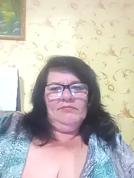 NysiOlsen online show from 05-18-26, 06:25