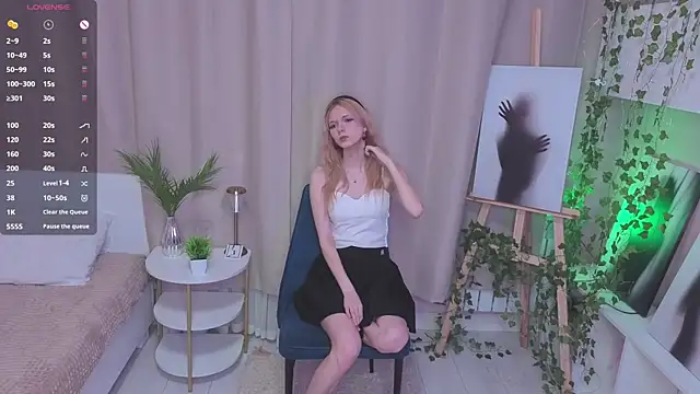 JuanaSumma online show from 04-14-26, 06:19