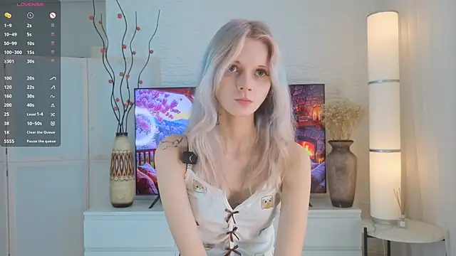 JuanaSumma online show from 05-29-26, 06:11