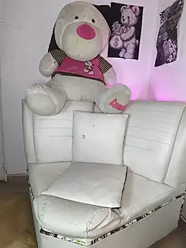 ebonysummer  online show from 05-30-26, 05:04