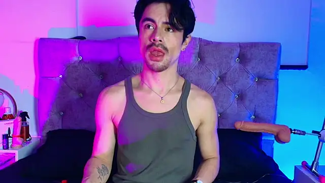 Ethan Briggs  online show from 03-05-26, 03:35