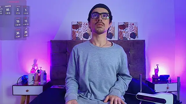 Ethan Briggs  online show from 07-14-26, 03:33