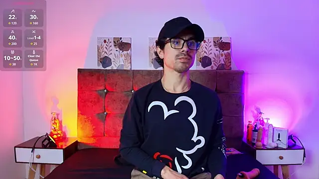 Ethan Briggs  online show from 07-24-26, 03:37