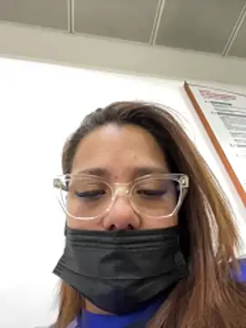 Pretty  Milf online show from 06-12-26, 02:38