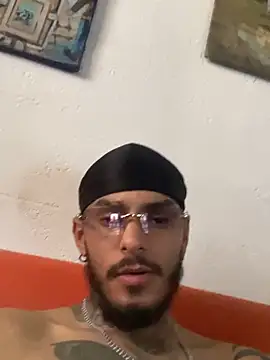 Snapshot of liyamjunior chatting on 02-09-26, 04:22 liyamjunior online show from 02-09-26, 04:22