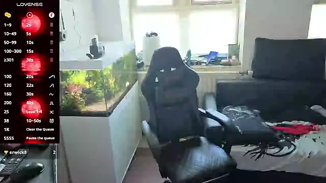 Rayzel White online show from 04-28-26, 02:33